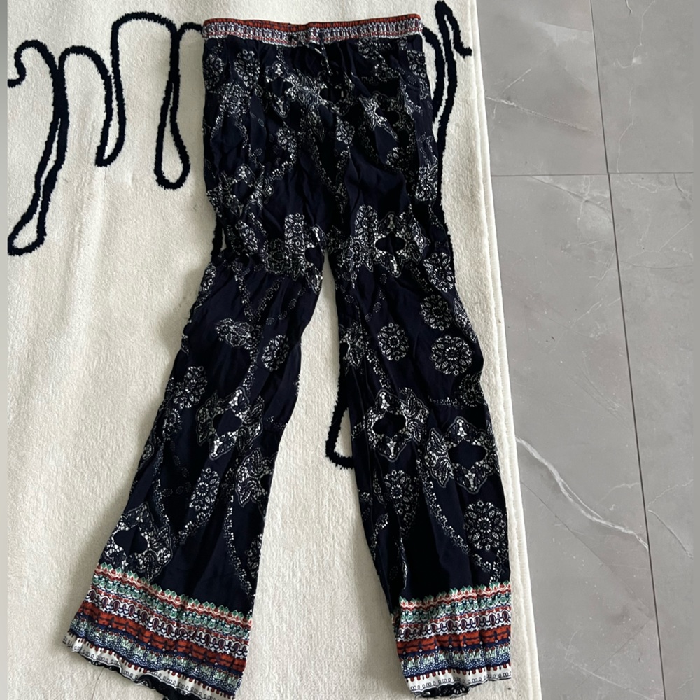 Women pant